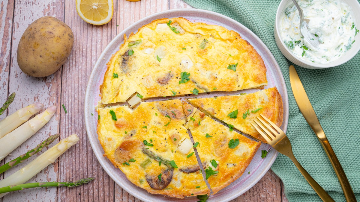 Einsame Spitze! Am 5. Mai feiert Deutschland seinen Spargel / Der TAG DES DEUTSCHEN SPARGELS rückt Genuss, Regionalität und Landwirtschaft in den Fokus - Foto: presseportal.de