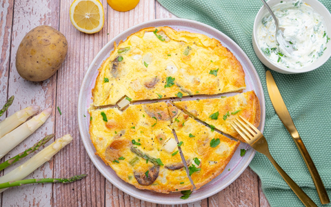 Einsame Spitze! Am 5. Mai feiert Deutschland seinen Spargel / Der TAG DES DEUTSCHEN SPARGELS rückt Genuss, Regionalität und Landwirtschaft in den Fokus - Foto: presseportal.de Einsame Spitze! Am 5. Mai feiert Deutschland seinen Spargel / Der TAG DES DEUTSCHEN SPARGELS rückt Genuss, Regionalität und Landwirtschaft in den Fokus - Foto: presseportal.de