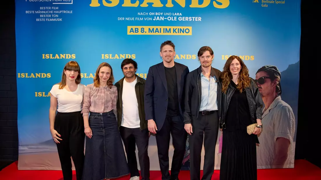 ISLANDS / Sommerliche Premiere in Köln - Bild: presseportal.de