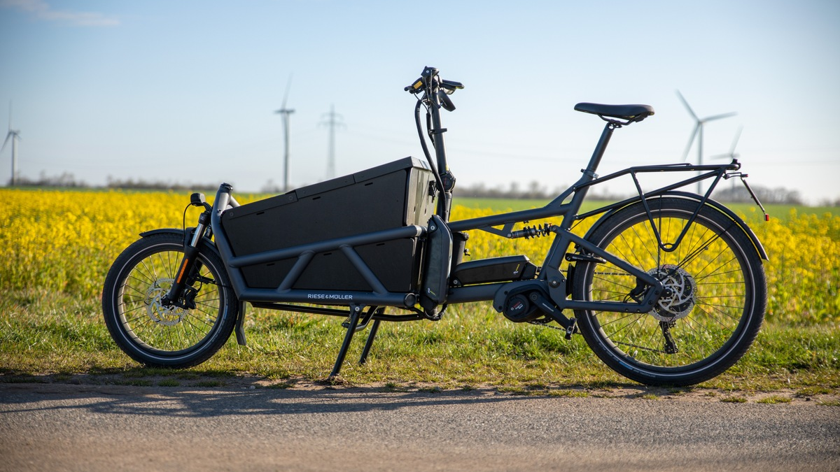POL-VIE: Lastenradtraining der Polizei Viersen - Tipps und Tricks für mehr Sicherheit - Foto: presseportal.de