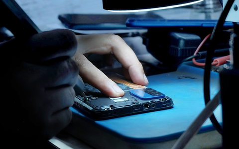 Deutschland könnte auf 2-3 Millionen neue Smartphones jedes Jahr verzichten - neue Methodik zeigt mögliche Auswirkungen von zirkulären Geschäftsmodellen - Foto: presseportal.de Deutschland könnte auf 2-3 Millionen neue Smartphones jedes Jahr verzichten - neue Methodik zeigt mögliche Auswirkungen von zirkulären Geschäftsmodellen - Foto: presseportal.de