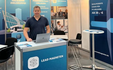 Leadmagneten: Als unverzichtbarer Partner für die Solarbranche auch 2025 wieder auf der Intersolar Europe vertreten - Foto: presseportal.de