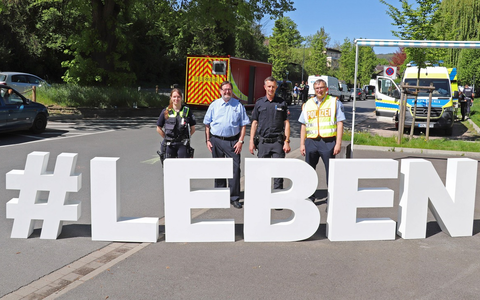 POL-HX: Zehn Fahrer stehen unter Drogen: Verkehrskontrolle mit Schwerpunkt Fahruntüchtigkeit am Steuer - Foto: presseportal.de