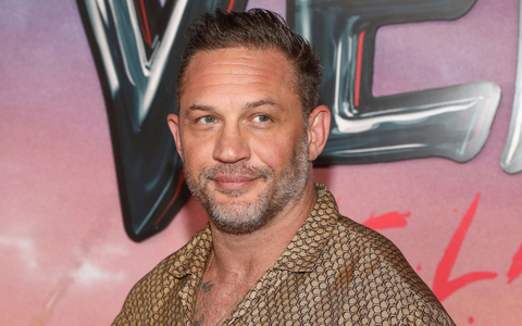 Garantiert Action: der Schauspieler Tom Hardy. (Archivbild) - Foto: Andy Kropa/Invision/AP/dpa