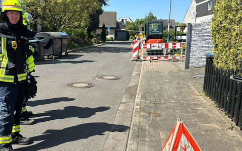 FW Neukirchen-Vluyn: Beschädigte Gasleitung sorgt für Feuerwehreinsatz - Foto: presseportal.de