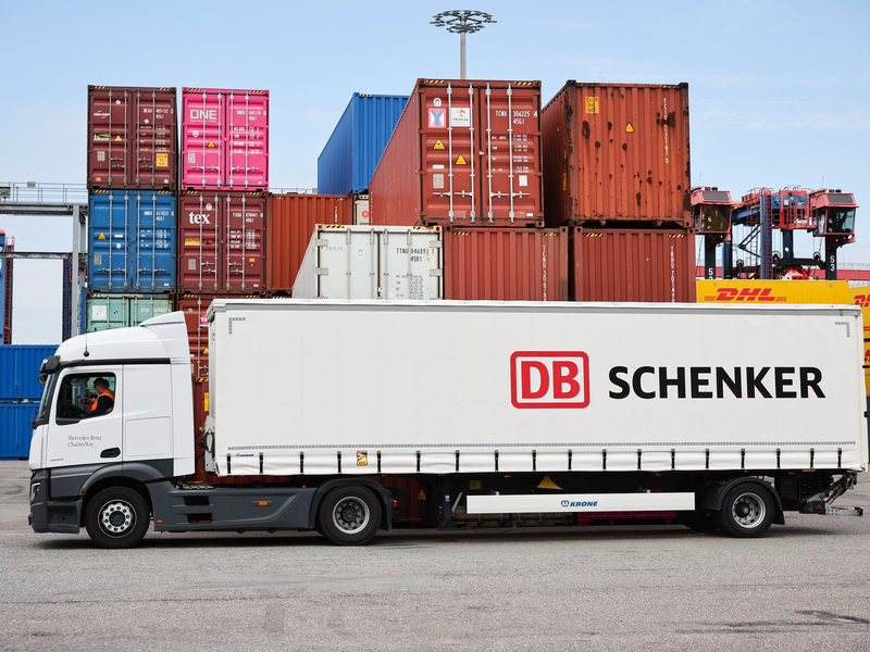 DB Schenker ist an den dänischen Logistiker DSV verkauft worden. (Archivbild) - Foto: Christian Charisius/dpa
