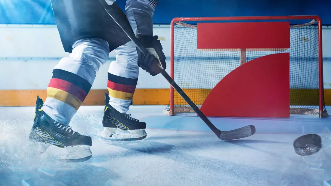 Eishockey-Bundestrainer Harold Kreis: Das Viertelfinale ist als Ziel gesetzt / Uwe Krupp verstärkt das ran-Team als Experte bei der WM auf ProSieben und Joyn - Bild: Seven.One/Marc Rehbeck, presseportal.de