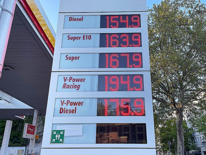 Shell-Tankstelle am 25.04.2025 - Foto: über dts Nachrichtenagentur