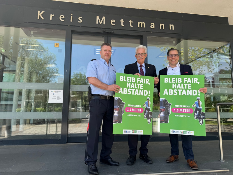 POL-ME: Plakataktion im gesamten Kreisgebiet: Neuauflage der Kampagne Bleib fair, halte Abstand! - 2504115 - Foto: presseportal.de