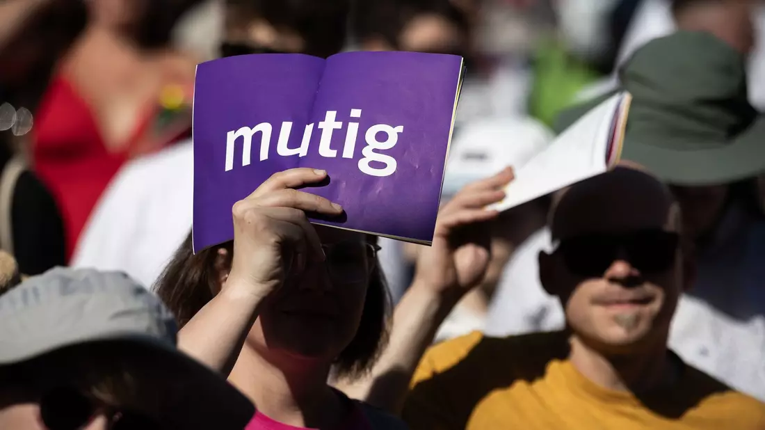 Die Stimmung beim Kirchentag war vielerorts ausgelassen. - Bild: Moritz Frankenberg/dpa