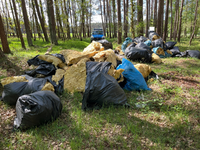 LWSPA M-V: Illegale Abfallentsorgung bei Viez/Hagenow - Wasserschutzpolizei nimmt Strafanzeige auf - Zeugen gesucht - Foto: presseportal.de