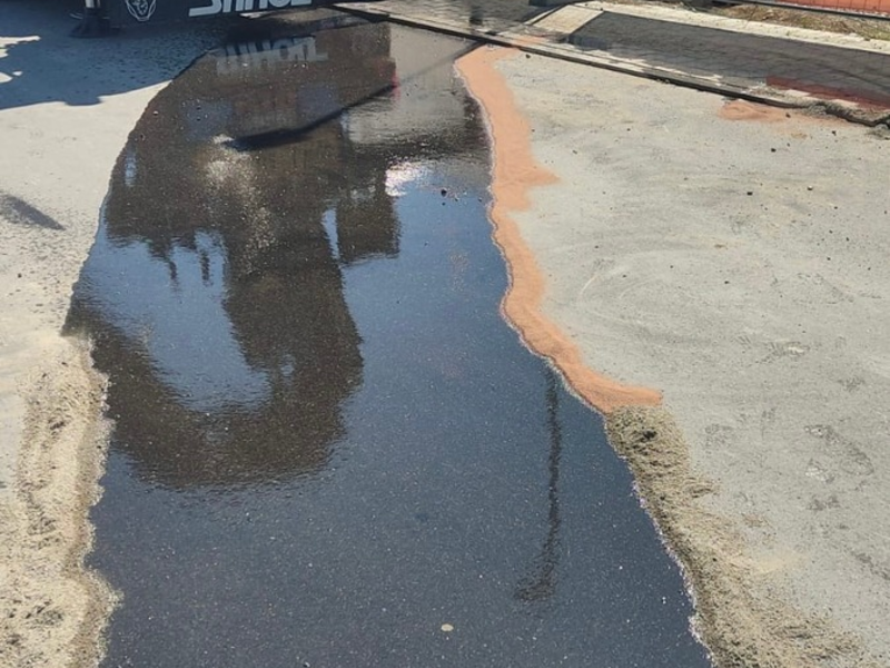 FW Allensbach: G1 Ölspur innerorts dringlich - Foto: presseportal.de