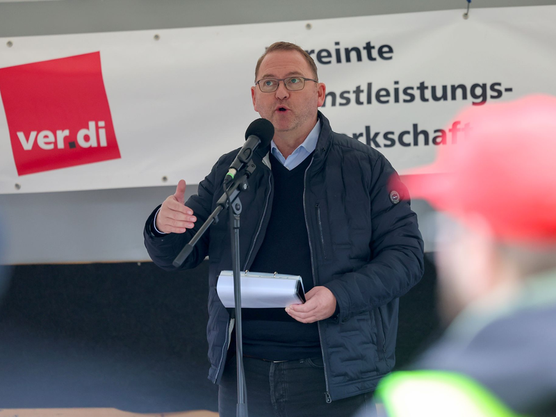 «Die Belastung wird unerträglich», sagt Verdi-Chef Werneke. (Archivbild)  - Foto: Jörg Halisch/dpa