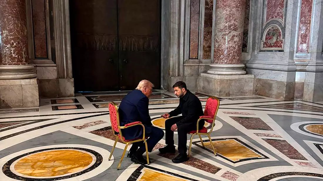 Das Verständnis in der US-Regierung für die Lage der Ukraine scheint zu wachsen. Dazu dürfte das kurze Gespräch zwischen Trump und Selenskyj bei der Beisetzung von Papst Franziskus in Rom beigetragen haben. (Archivbild) - Bild: Uncredited/Ukrainian Presidential Press Service/AP/dpa