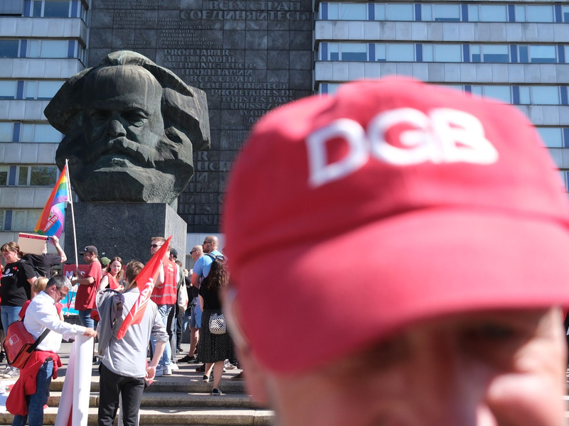 Demonstrationen zum 1. Mai - Chemnitz - Foto: Sebastian Willnow/dpa