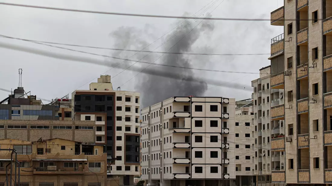 Zuletzt kam es immer wieder zu Kämpfen zwischen Drusen und regierungsnahen Milizen. - Bild: Omar Albam/AP/dpa