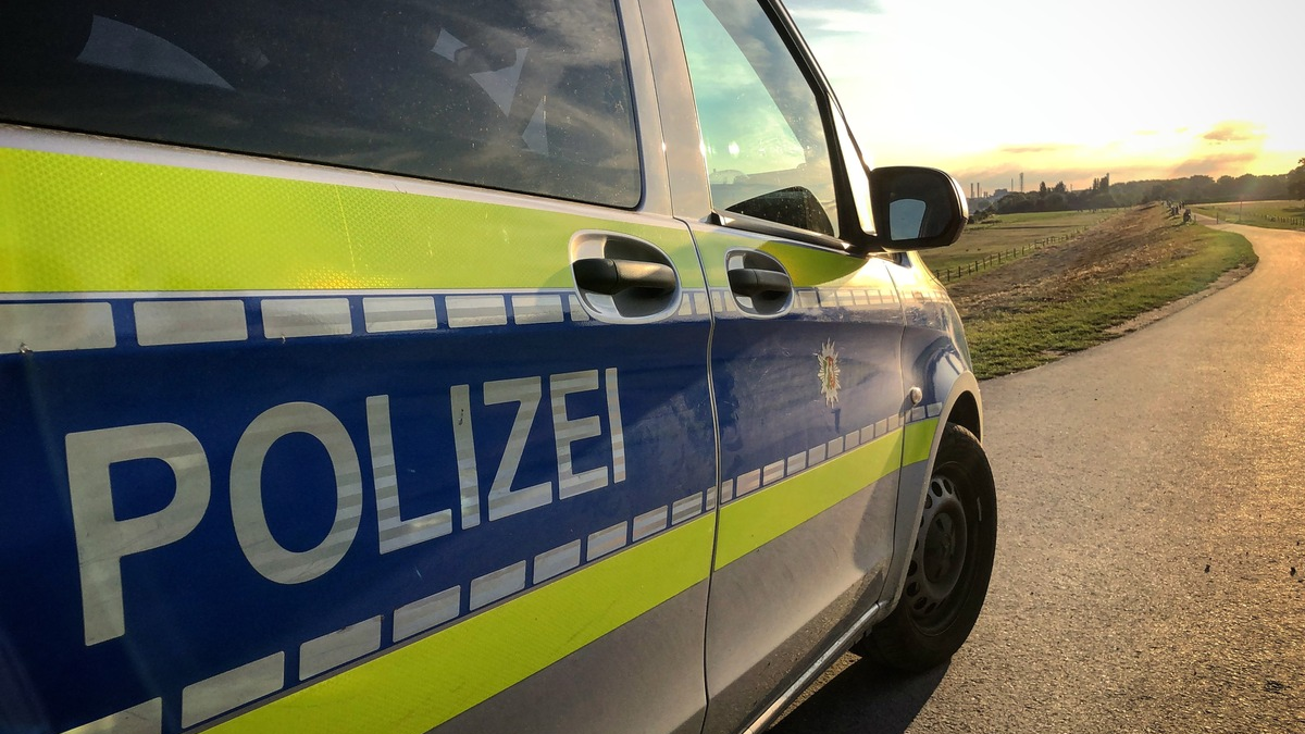 POL-ME: Sicher in den Urlaub - Polizei gibt Tipps am Infostand - 2505110 - Foto: presseportal.de