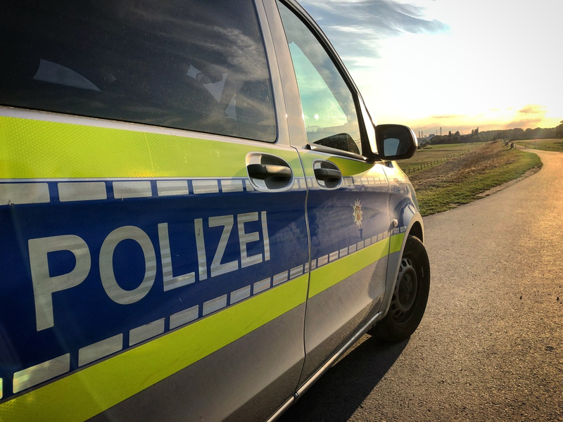 POL-ME: Sicher in den Urlaub - Polizei gibt Tipps am Infostand - 2505110 - Foto: presseportal.de