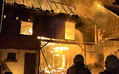 LPI-NDH: Scheune ausgebrannt - Görmar - Foto: presseportal.de
