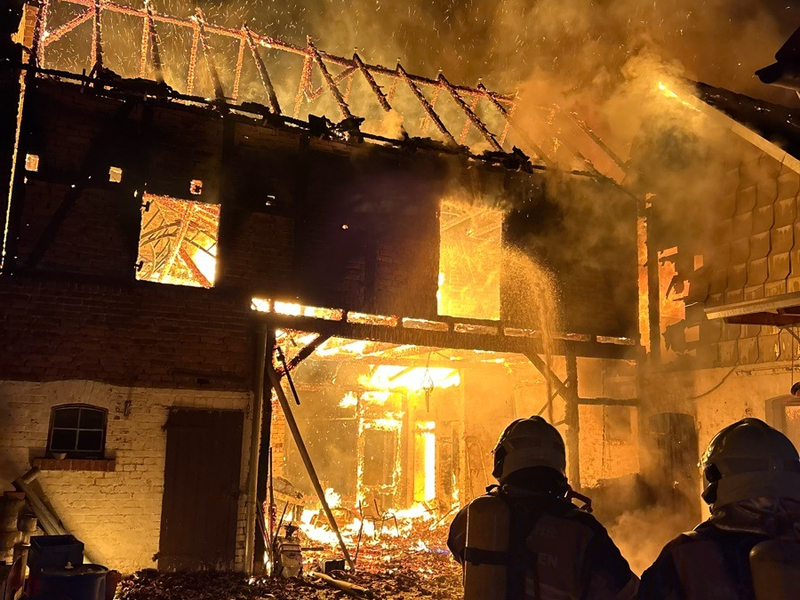 LPI-NDH: Scheune ausgebrannt - Görmar - Foto: presseportal.de