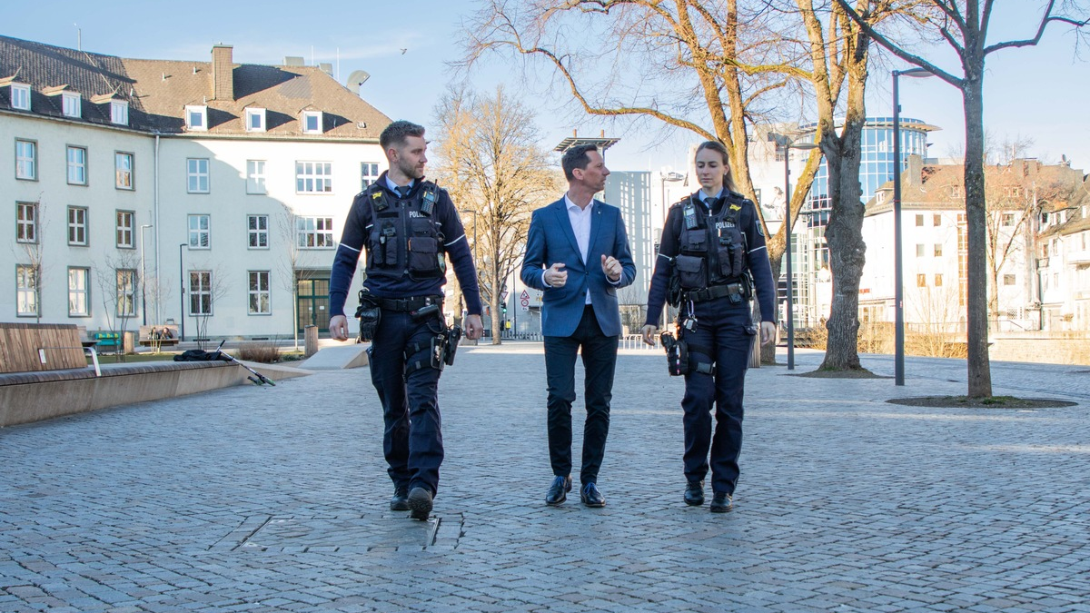 POL-SI: Nächster Schritt in der Siegener Innenstadt: Landrat Andreas Müller ordnet 