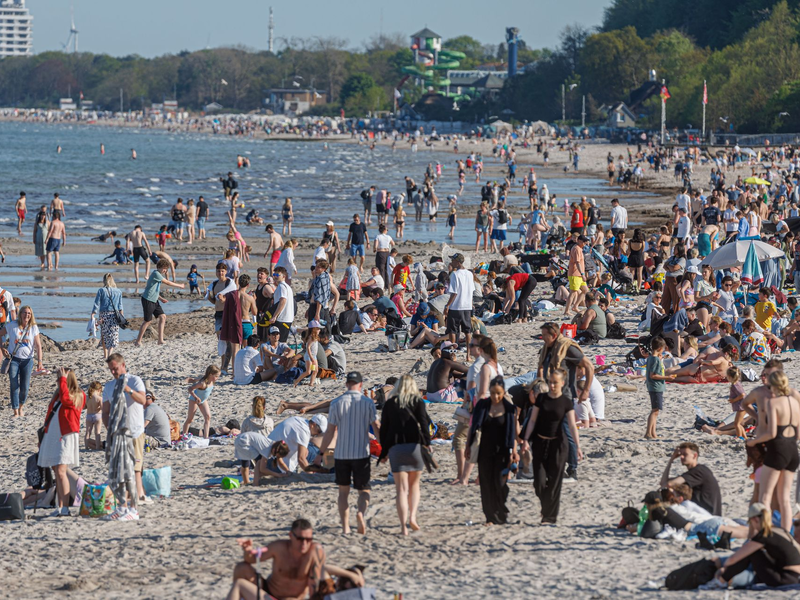 Mit Sonne und warmen Temperaturen ist erst einmal Schluss, sagen die Meteorologen.  - Foto: Markus Scholz/dpa