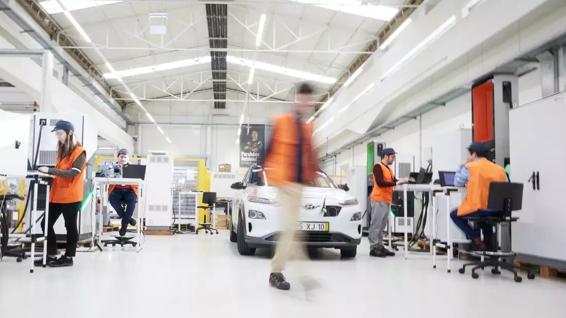 Efacec stellt auf der Power2Drive Europe 2025 seinen neuen Hochleistungslader vor - Bild: presseportal.de