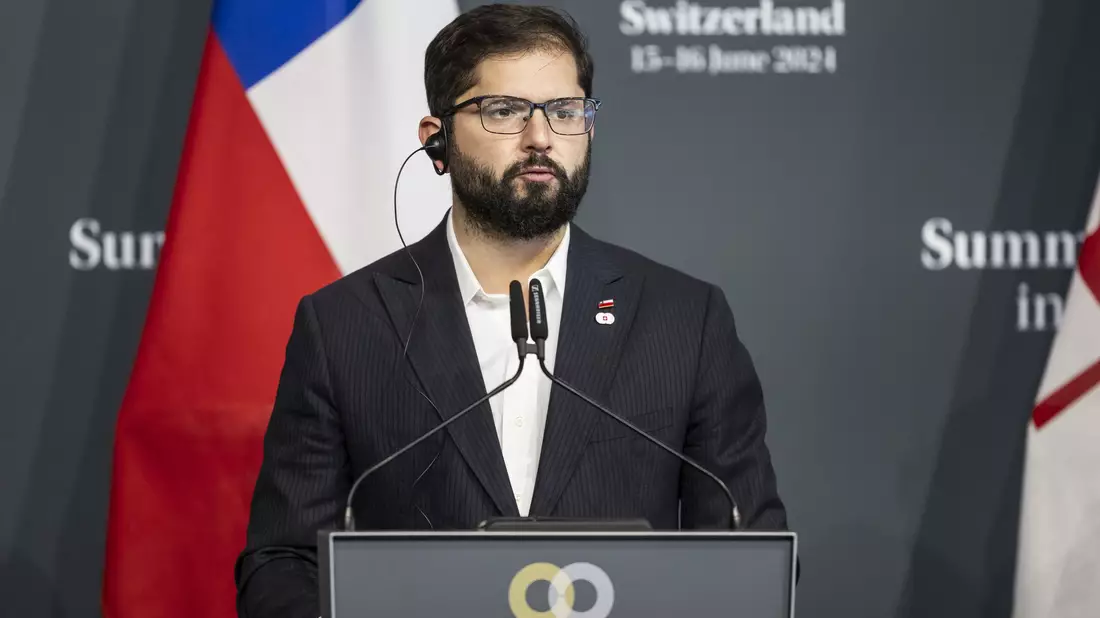 Chiles Präsident Gabriel Boric rief die Menschen auf, Küstengebiete in der betroffenen Region zu verlassen. (Archivbild) - Bild: Alessandro Della Valle/KEYSTONE/EDA/POOL/dpa