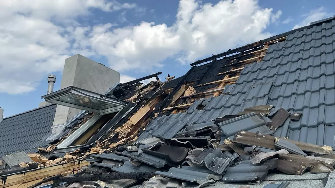 FW-DO: Dachstuhlbrand im Kreuzviertel - niemand wurde verletzt - Bild: presseportal.de