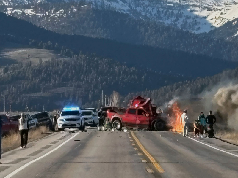 Schwerer Unfall in der Nähe des Yellowstone Nationalparks   - Foto: --/Roger Merrill/dpa