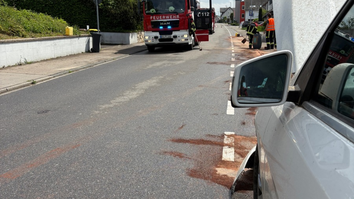 FW Allensbach: G1 Ölspur außerorts nicht dringlich - Foto: presseportal.de