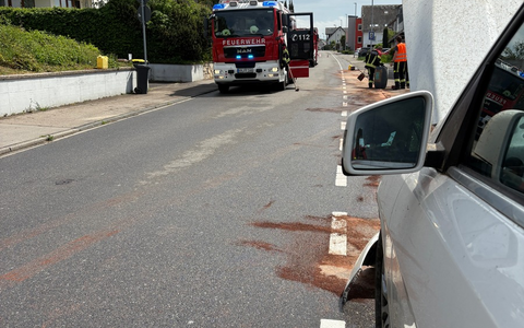 FW Allensbach: G1 Ölspur außerorts nicht dringlich - Foto: presseportal.de