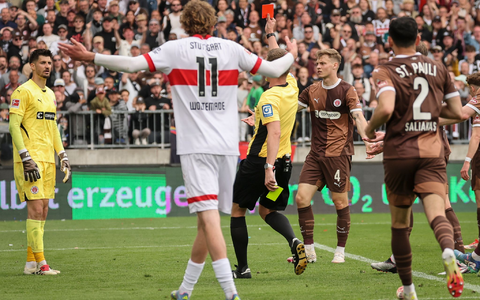 Erst Pechvogel, dann Torschütze: VfB-Stürmer Nick Woltemade scheiterte mit einem Handelfmeter und traf dann zum Sieg. - Foto: Christian Charisius/dpa Erst Pechvogel, dann Torschütze: VfB-Stürmer Nick Woltemade scheiterte mit einem Handelfmeter und traf dann zum Sieg. - Foto: Christian Charisius/dpa
