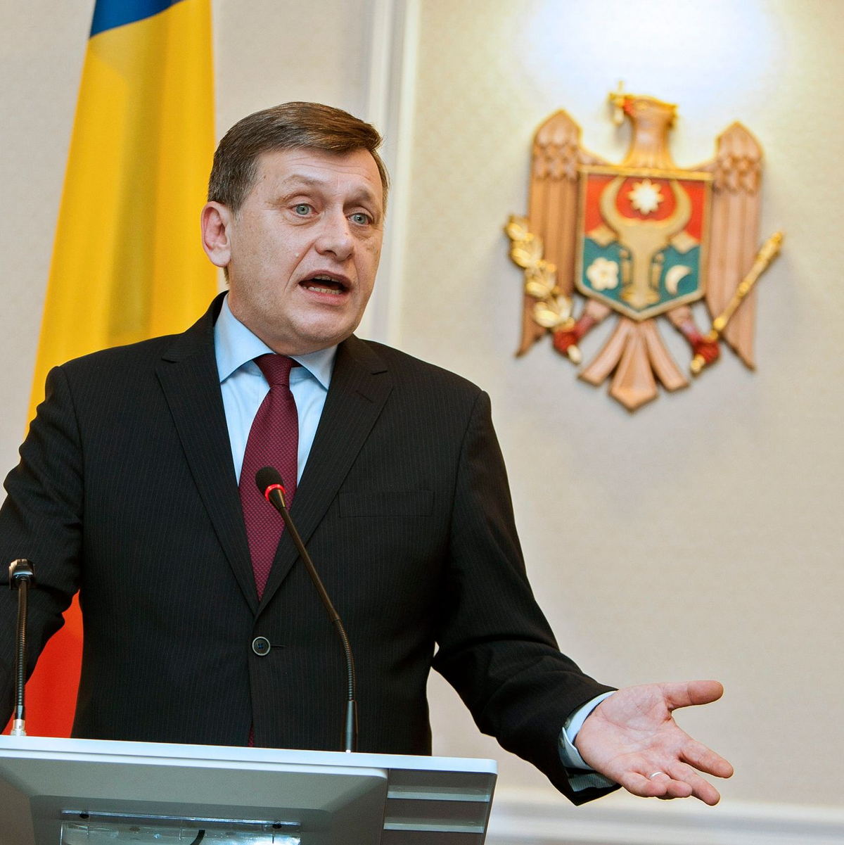 Crin Antonescu kandidiert für das Amt des Staatspräsidenten in Rumänien, unterstützt von der bürgerlich-sozialdemokratischen Regierungskoalition. (Archivbild) - Foto: picture alliance / dpa