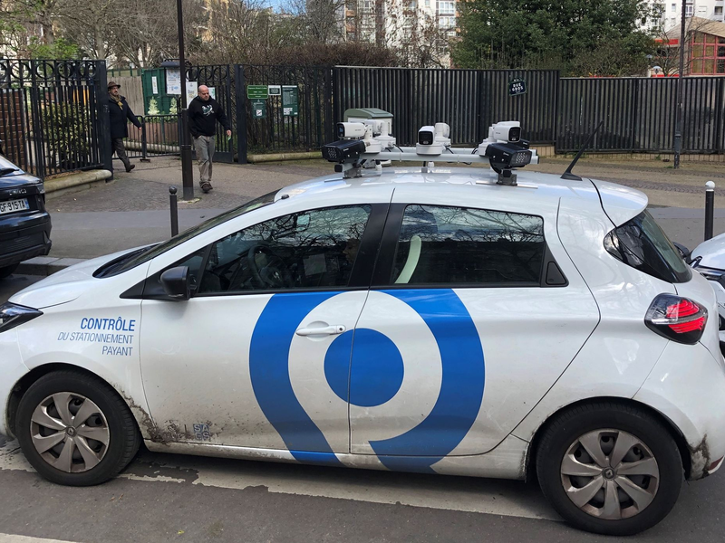 Autofahrer in Straßburg kennen sie schon: Scan-Fahrzeuge im Einsatz gegen Falschparker. (Archivbild) - Foto: Michael Evers/dpa