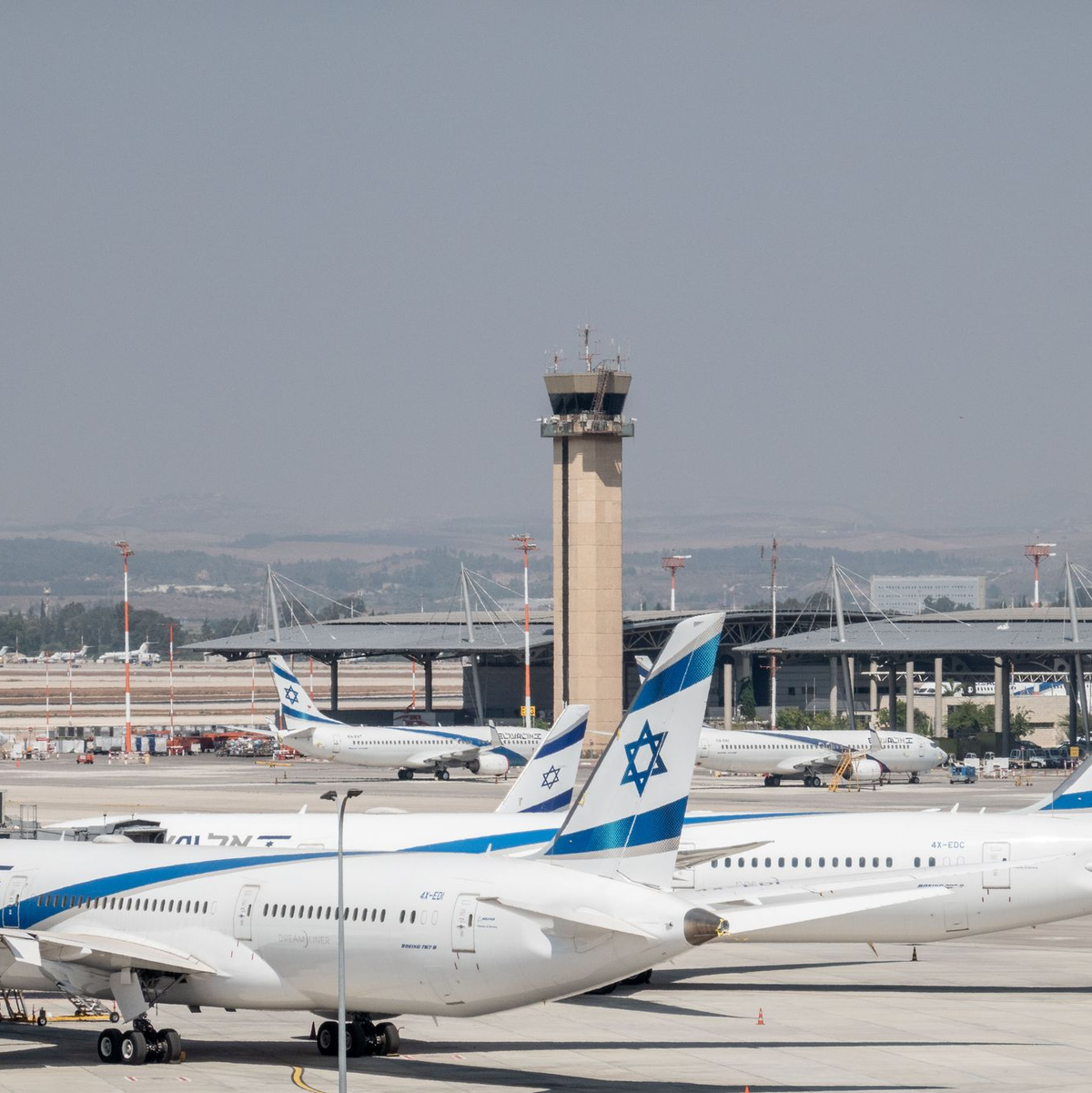 Flugzeuge am internationalen Flughafen bei Tel Aviv. (Archivbild) - Foto: Nir Alon/ZUMA Wire/dpa