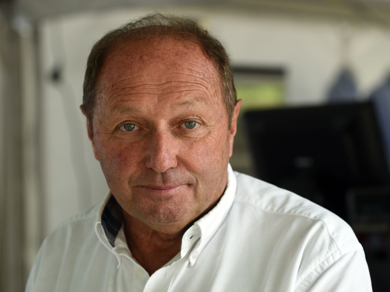 Einst suchte auch die Politik die Nähe zu Jochen Mass. - Foto: picture alliance / dpa