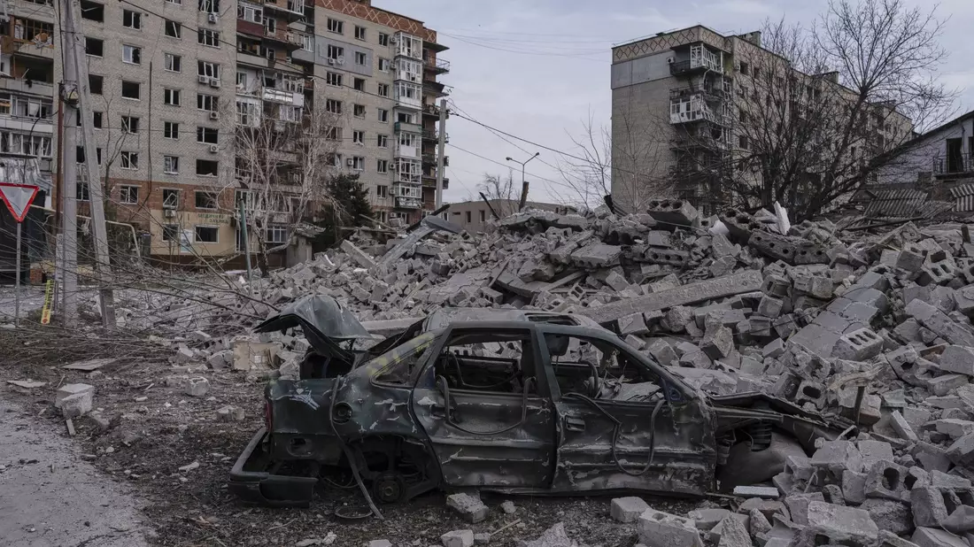 Russische Truppen greifen die ukrainische Stadt Pokrowsk im Donbass seit über einem Jahr an. (Archivbild) - Bild: Iryna Rybakova/Ukrainian 93rd Mechanized brigade/AP/dpa