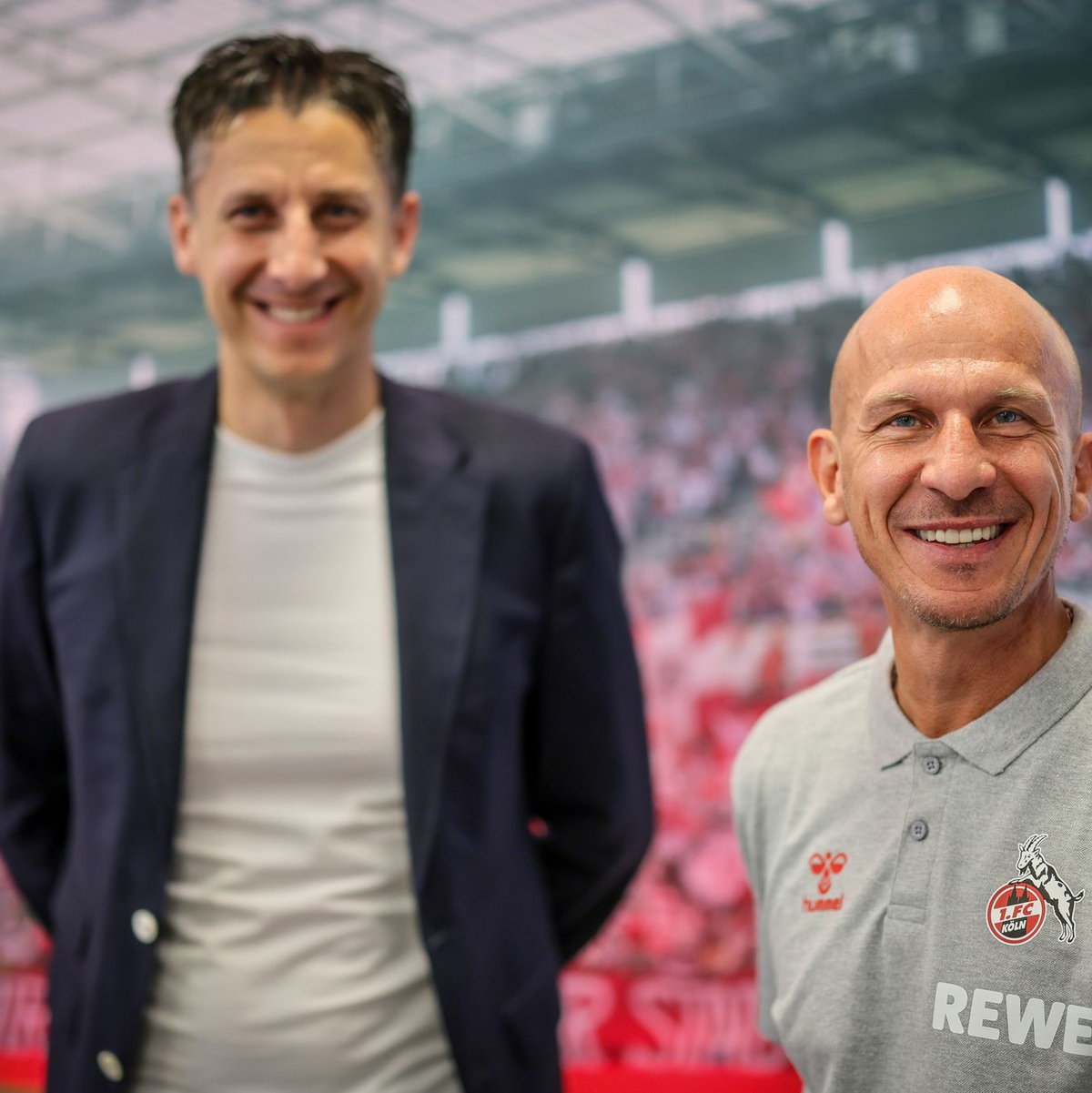 Bei der Vorstellung des Trainers im Juni 2024 gab es noch viel zu lachen, nun sollen Geschäftsführer Christian Keller und Trainer Gerhard Struber beim 1. FC Köln freigestellt worden sein.    - Foto: Christoph Reichwein/dpa