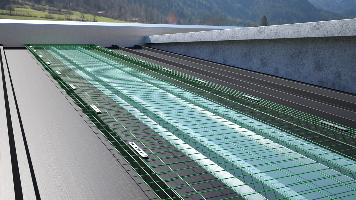 Sicher arbeiten auf dem Dach / INTERSOLAR: Rothoblaas bietet Expertise und Systeme - Foto: presseportal.de