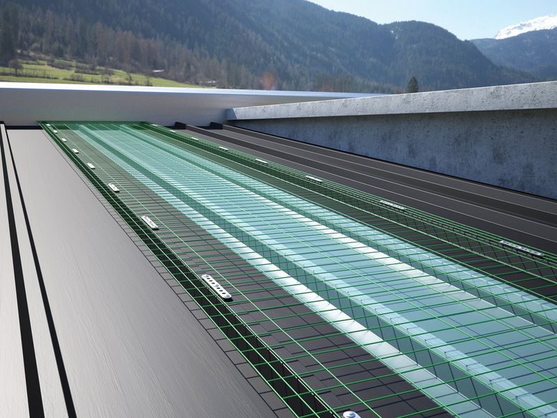 Sicher arbeiten auf dem Dach / INTERSOLAR: Rothoblaas bietet Expertise und Systeme - Foto: presseportal.de