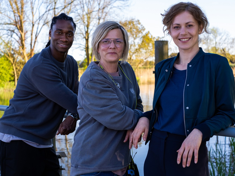 „Der Flensburg-Krimi“ geht weiter: Dreharbeiten für den dritten Film mit Katharina Schlothauer und Eugene Boateng in der Fördestadt - Foto: presseportal.de