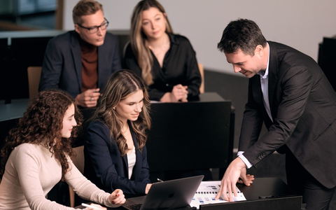 Hamburg wird neuer Heimathafen des Masters in Real Estate der EBS Universität - Foto: presseportal.de