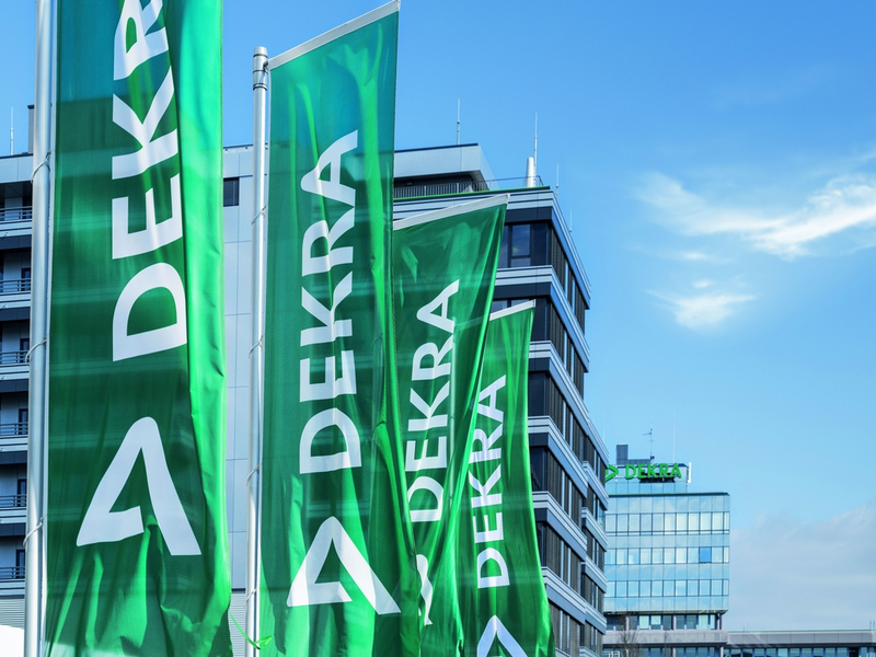 DEKRA Arbeitsmarktreport 2025 / Akademikersuche hat sich entspannt - Foto: presseportal.de