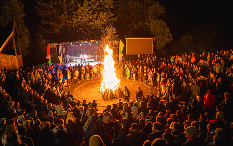 Prisma 2025 begeistert über 4.000 Pfadfinderleiter*innen - Fünftägiges Lager in Westernohe mit großer Abschlussfeier beendet - Foto: presseportal.de