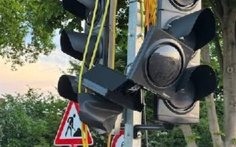 POL-EL: Haselünne - Ampelanlage beschädigt - Zeugen gesucht - Foto: presseportal.de