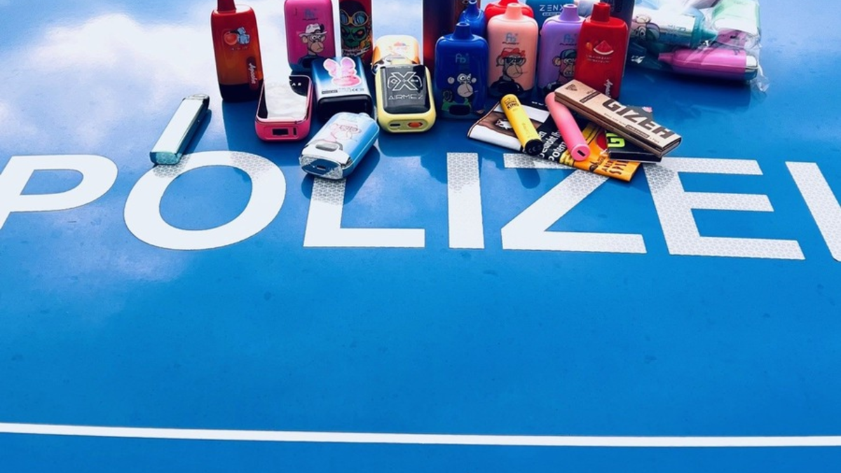 POL-LG: ++ Kontrollen auf dem Frühjahrsmarkt ++ Hohe Anzahl an Vapes (elektronische Zigaretten) bei Jugendlichen sichergestellt ++ Gefahren und Aufklärungsarbeit ++ - Foto: presseportal.de