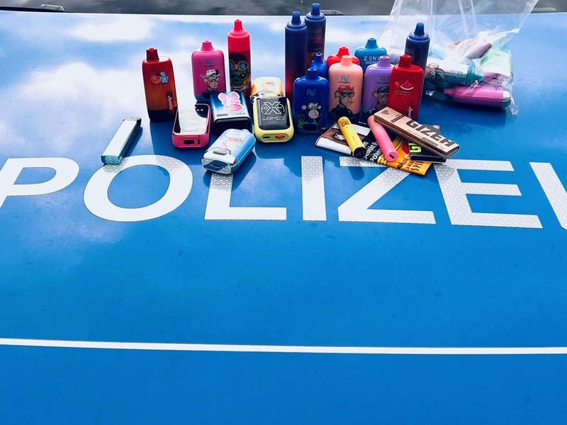 POL-LG: ++ Kontrollen auf dem Frühjahrsmarkt ++ Hohe Anzahl an Vapes (elektronische Zigaretten) bei Jugendlichen sichergestellt ++ Gefahren und Aufklärungsarbeit ++ - Foto: presseportal.de