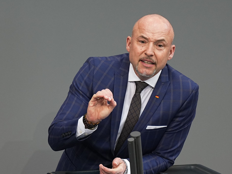 Als Nachfolger von Alexander Dobrindt tritt der Franke Alexander Hoffmann an der Spitze der CSU-Landesgruppe im Bundestag in große Fußstapfen. (Archivbild) - Foto: Michael Kappeler/dpa
