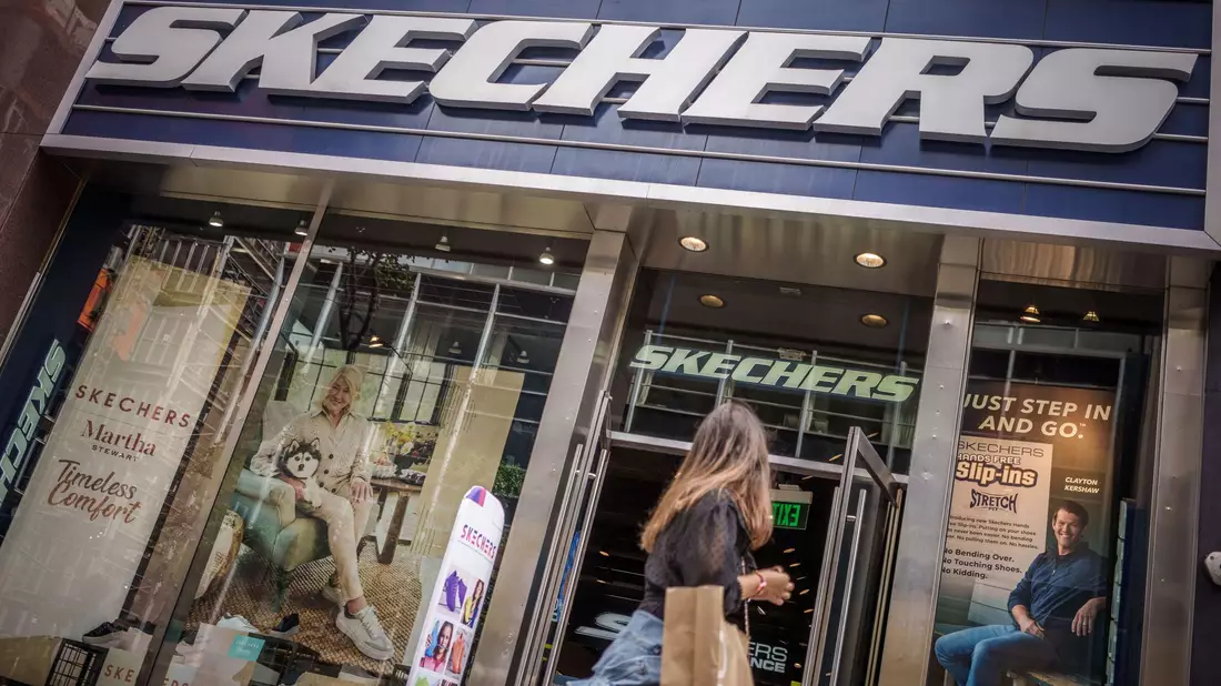 Skechers soll nach der Übernahme die Börse verlassen. (Archivbild) - Bild: Michael Kappeler/dpa